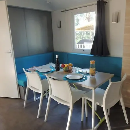 Domaine De Gajan Campsite Boisseron