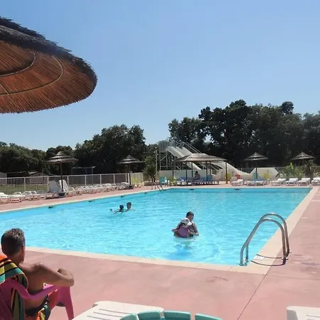 Domaine De Gajan Campsite