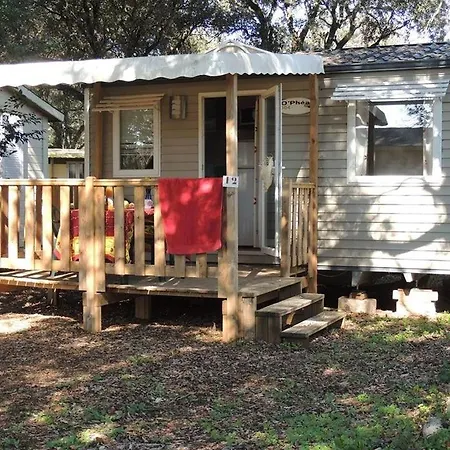 Domaine De Gajan Campingplads *